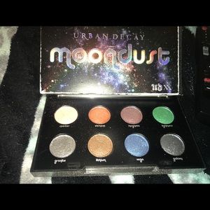 Urban decay moondust palette