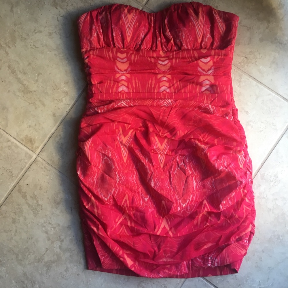 Bebe dress size med