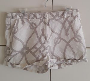 Verty shorts tan & white