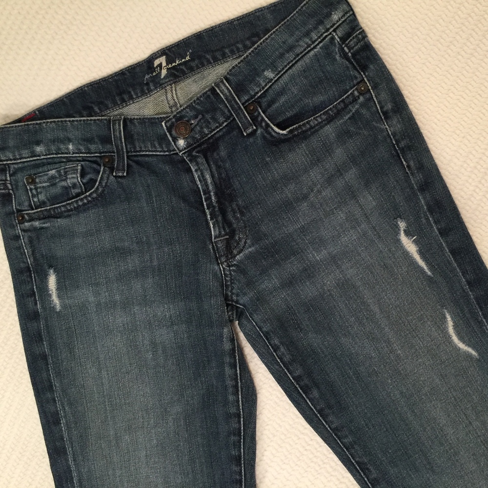 7 For All Mankind Distressed Bootcut EUC! Size 29