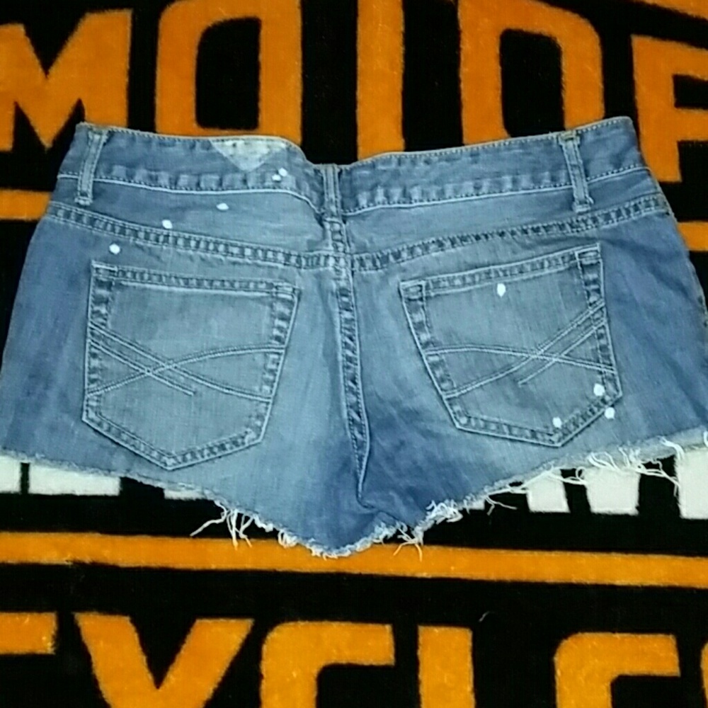 Shorts - Picture 2 of 2