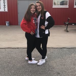 Meet your Posher, Taylor