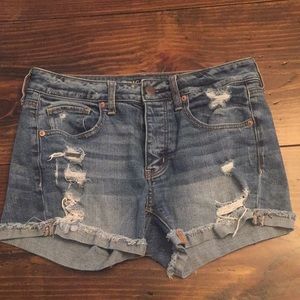 American Eagle Tomgirl shorts