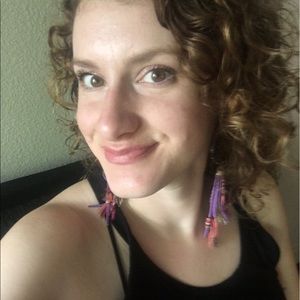 Meet your Posher, Valerie