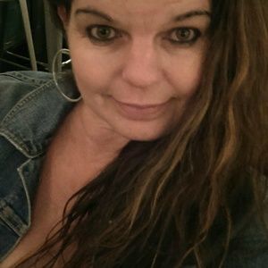 Meet your Posher, Annette