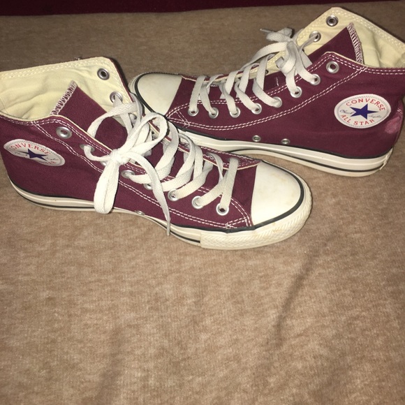 Converse Shoes - Hi top converse