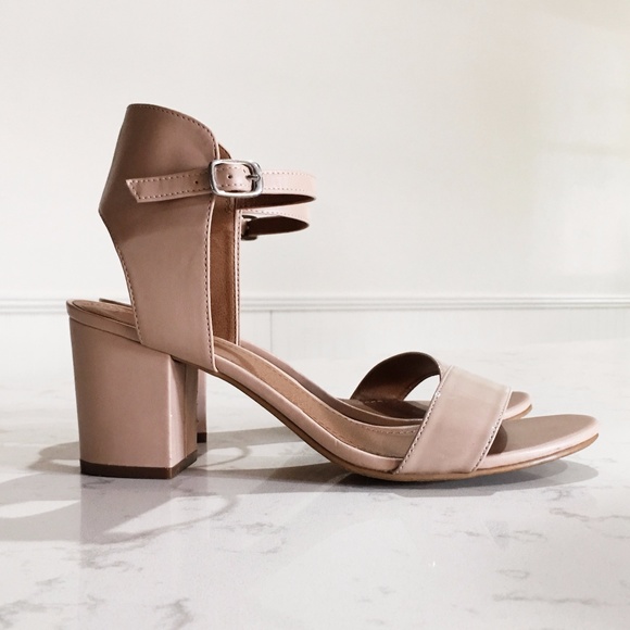 14th & Union Shoes - Trista Open Toe Sandal Nude Patent
