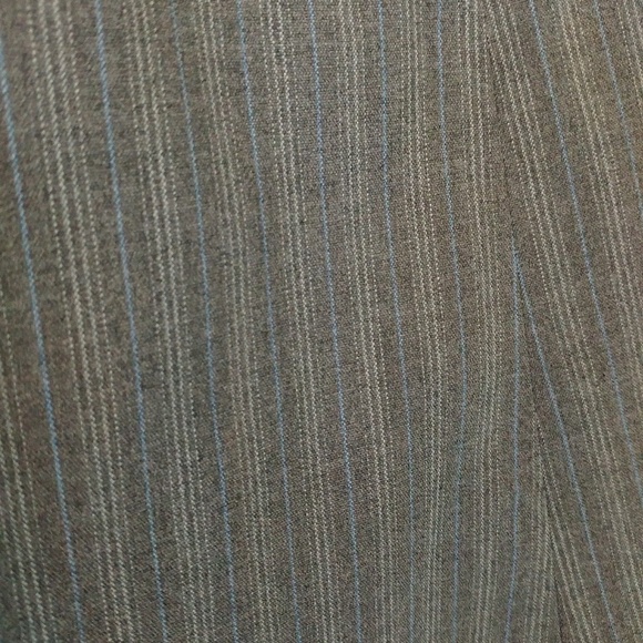 Gray skirt with blue pin stripe - Picture 2 of 3