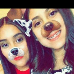 Meet your Posher, Leslie