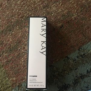 3-1 cleanser combination to oily skin