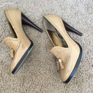 San Edelman tassel pumps