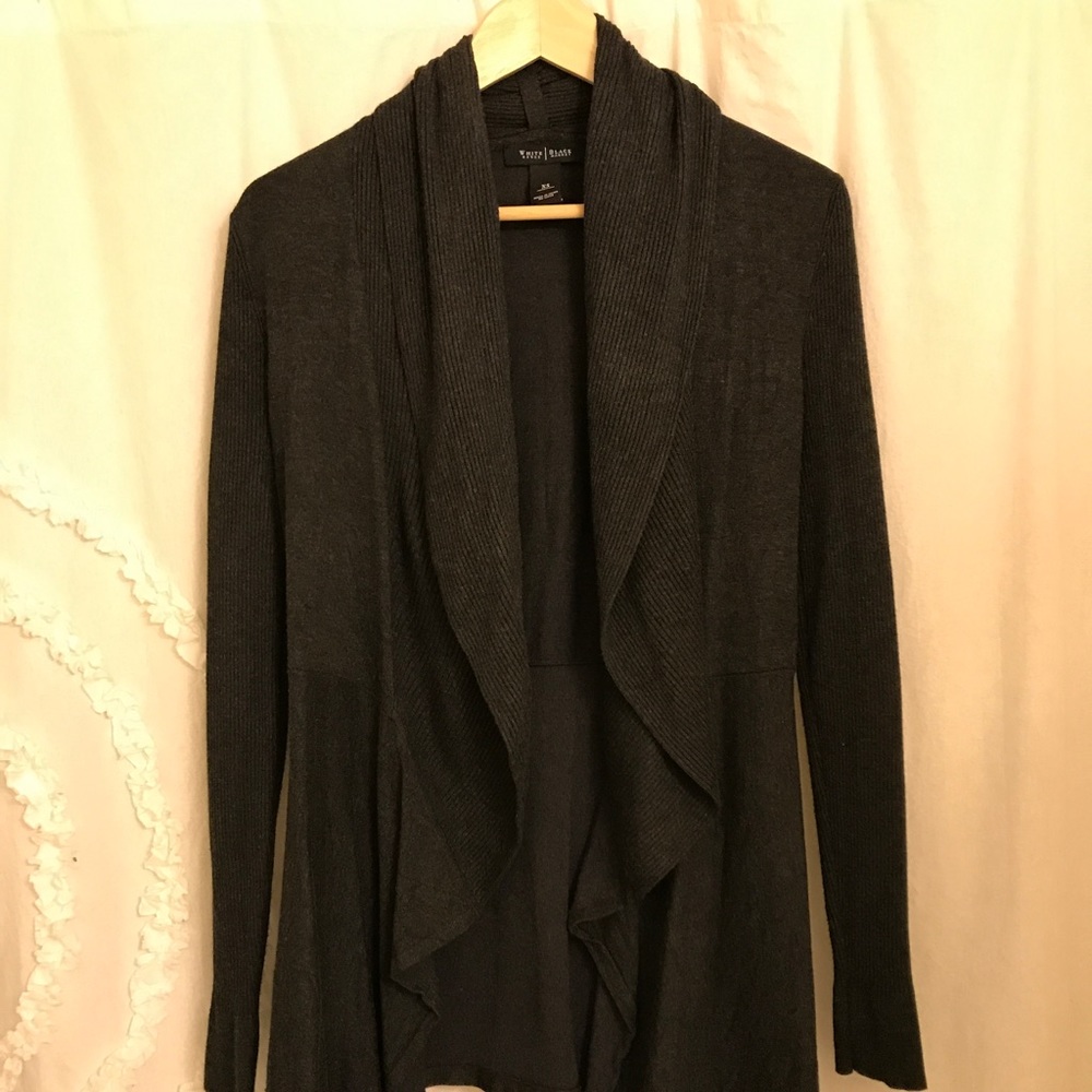 Charcoal gray long sleeve circle coverup