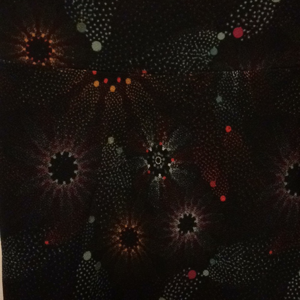 NWT XS Lularoe Cassie - Picture 2 of 4