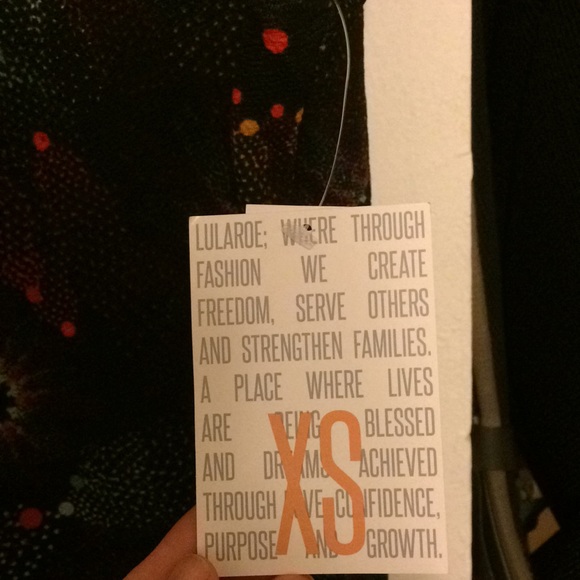 NWT XS Lularoe Cassie - Picture 3 of 4