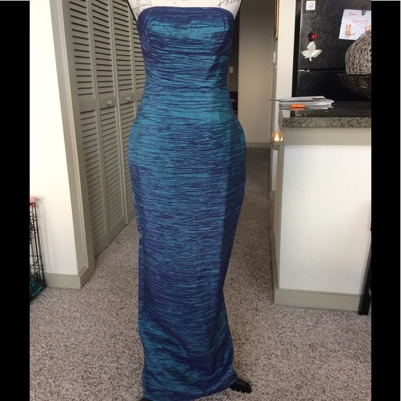 Bari Jay Dresses & Skirts - 💎 Absolutely Stunning Formal Gown 💎
