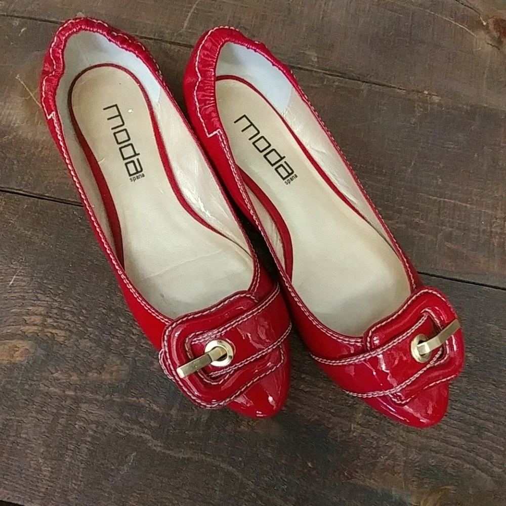Moda Spana Vita Red patent flats