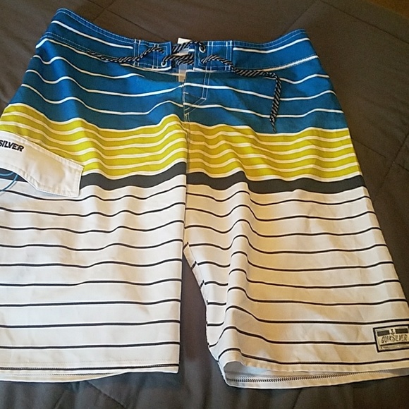Boardshorts - Picture 2 of 2