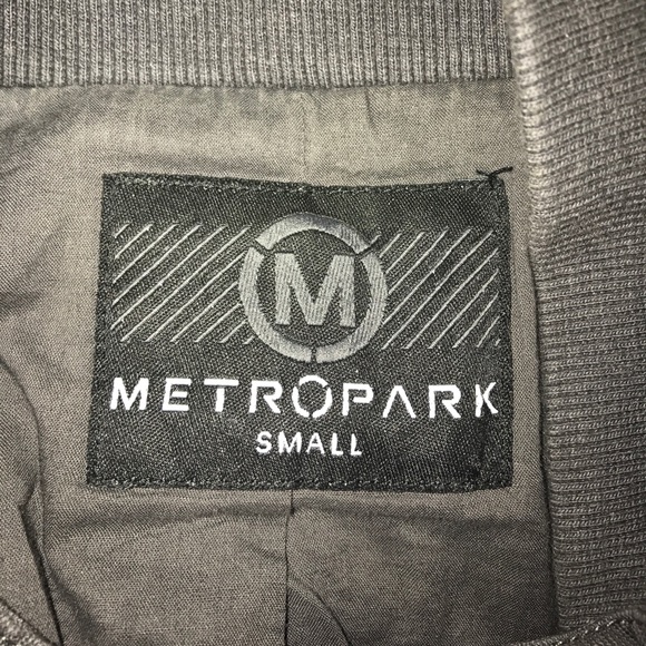 Metropark Jacket - Picture 3 of 6