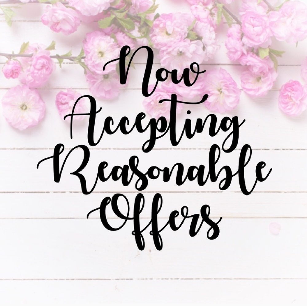 Reasonable offers only!! 🦄🌹