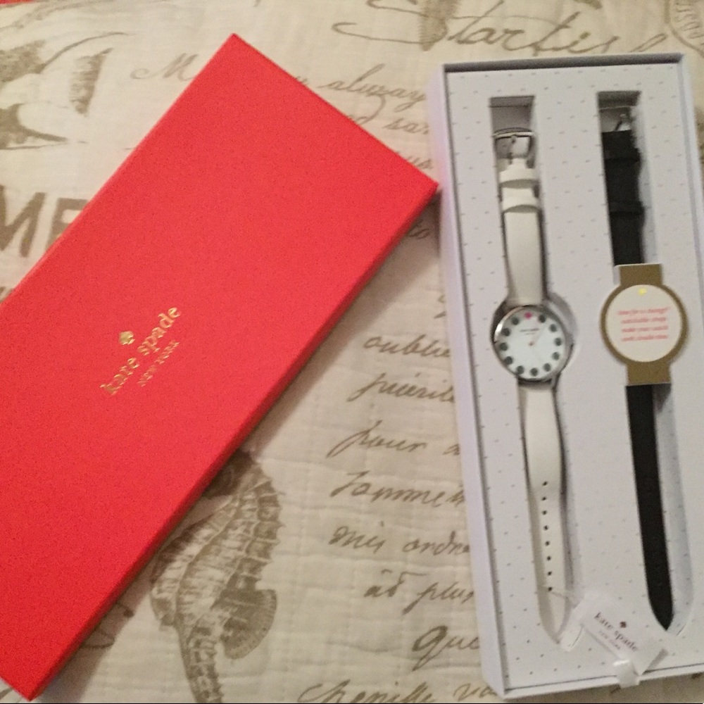 💯 Authentic Kate Spade watch BNWT and box
