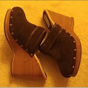 Steve Madden Wedge Clogs