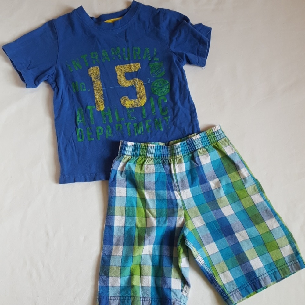 Healthtex 5T Shirt/Shorts Set