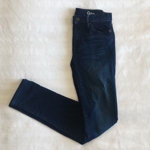 ✨Gap Dark Wash Resolution Slim Straight Jeans✨