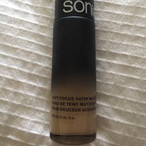 Sonia Kashuk Soft Matte Foundation 01