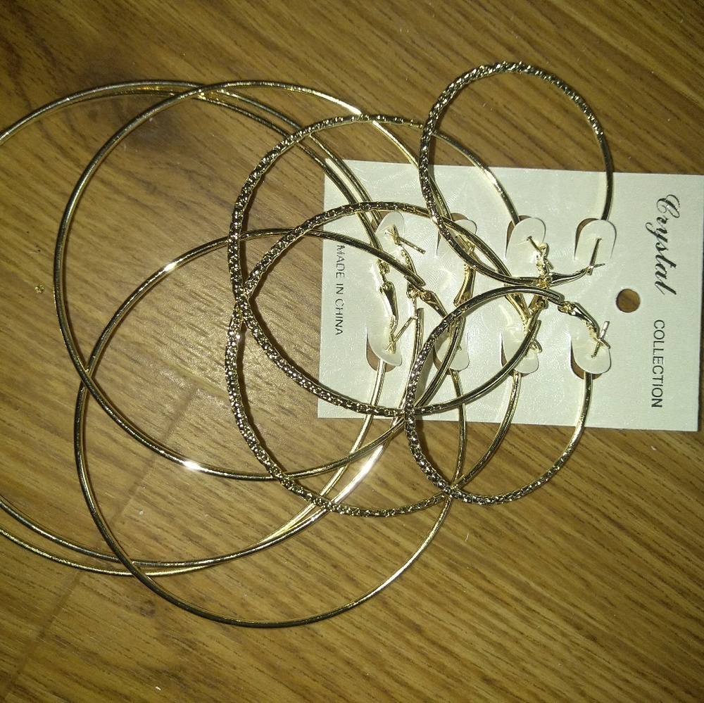 Earrings - Picture 4 of 8