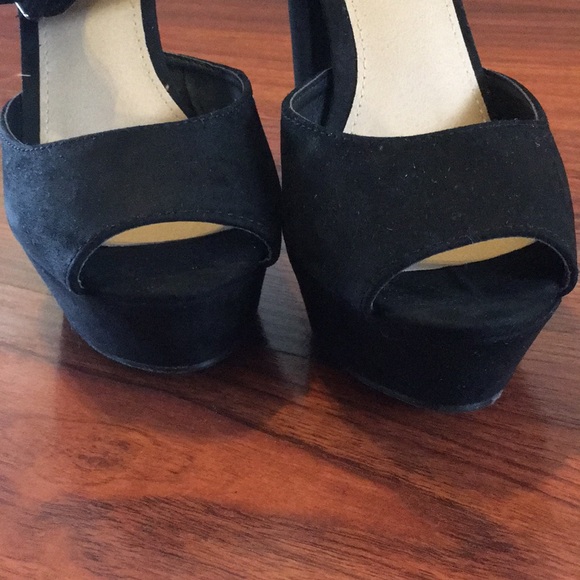 Sold - Picture 4 of 4