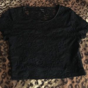 ✨✨ FOREVER 21 BLACK CROP TOP ✨✨