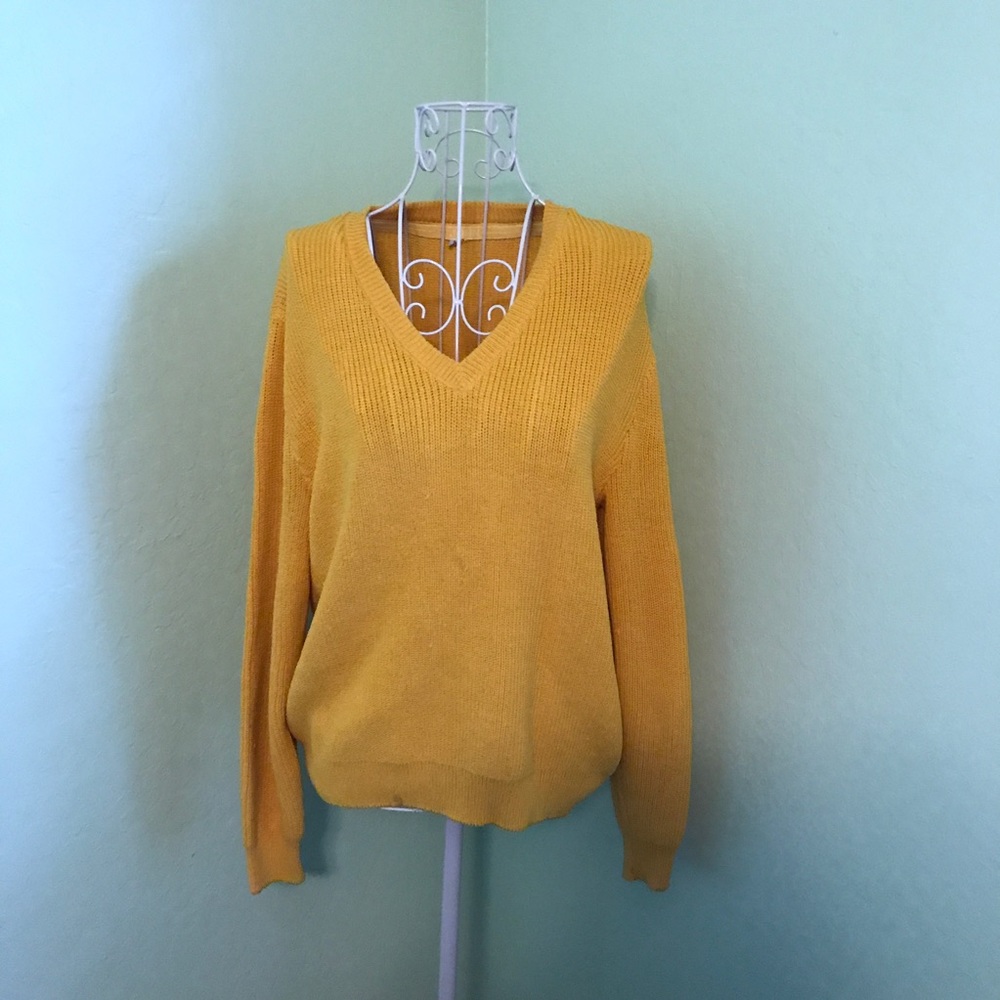 St. John yellow/mustard knot sweater