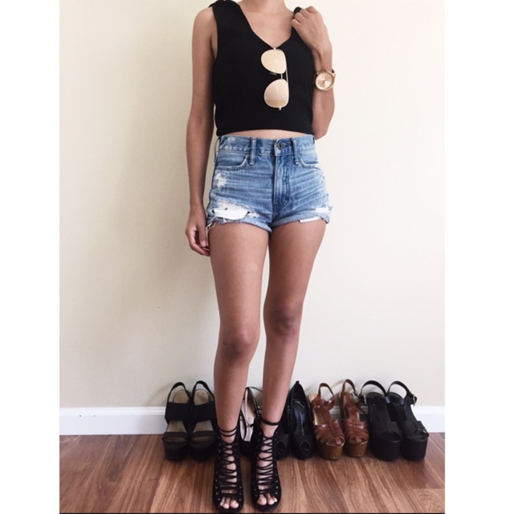 Crop top with hood ANGL