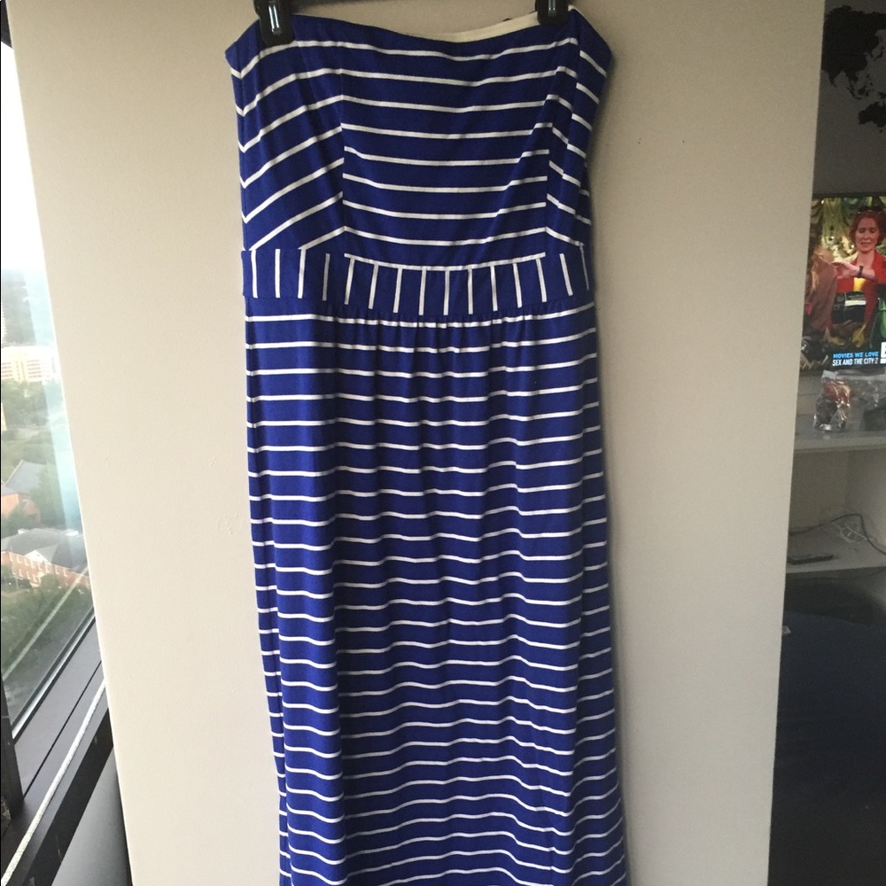 Strapless vineyard vine maxi dress