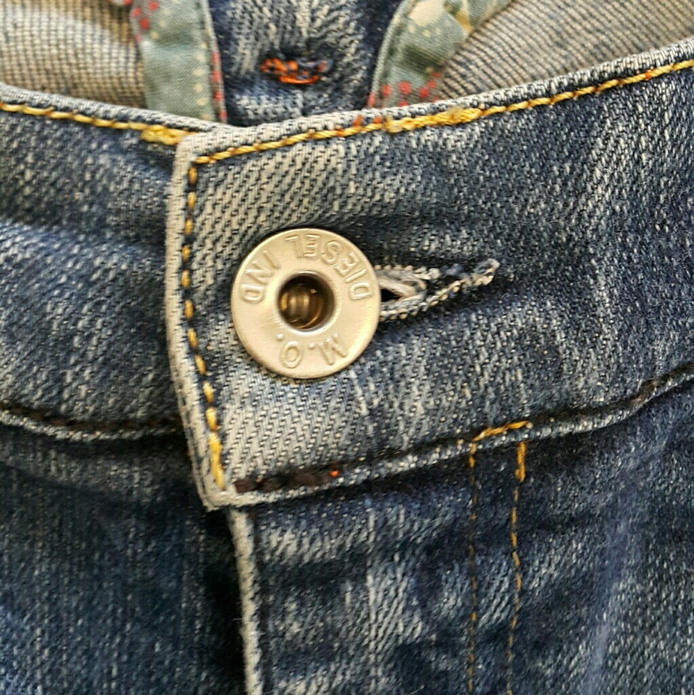Diesel Jeans - Picture 2 of 6