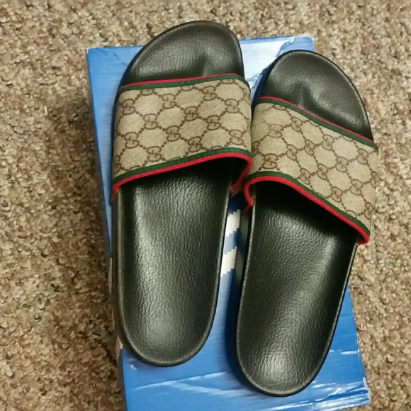 Authentic sandals main image 4
