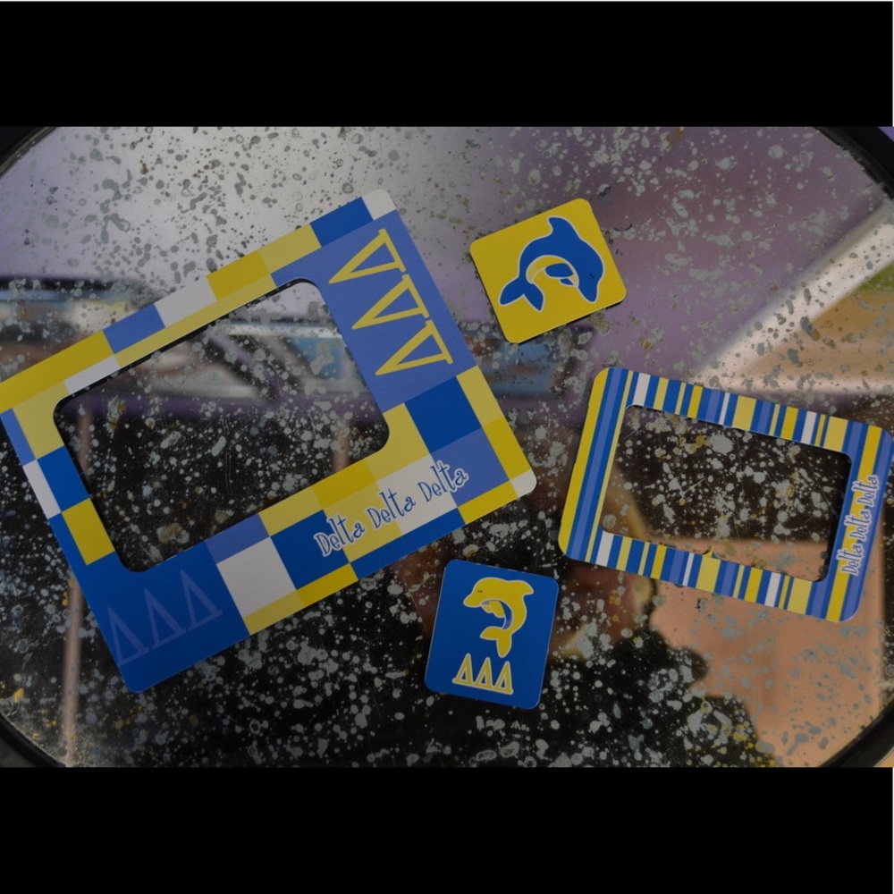 ✨NEW✨Delta Delta Delta Fridge Frames & Magnets