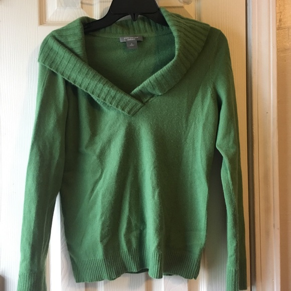 Ann Taylor Cashmere Sweater - Picture 1 of 2