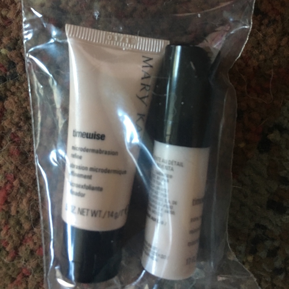 Microdermabrasion travel size set