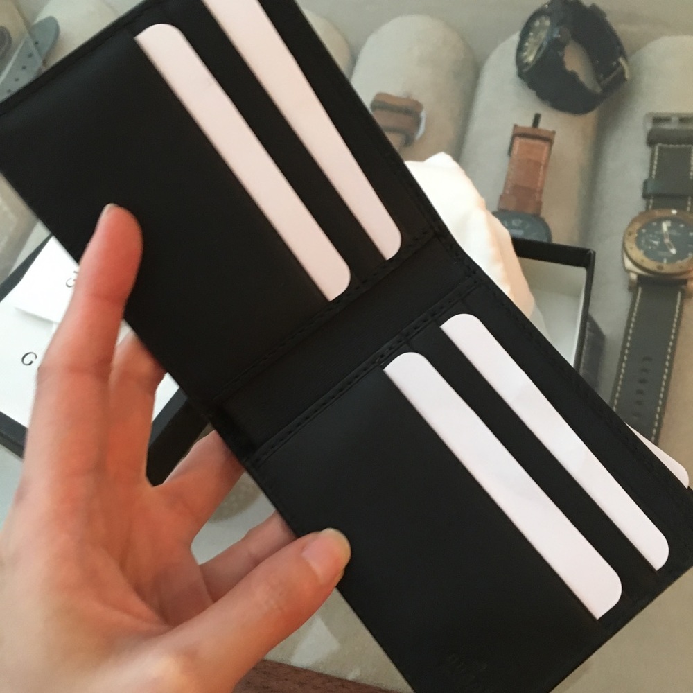 New Gucci Heart Embroidered Leather Wallet ❤️ - Picture 3 of 5