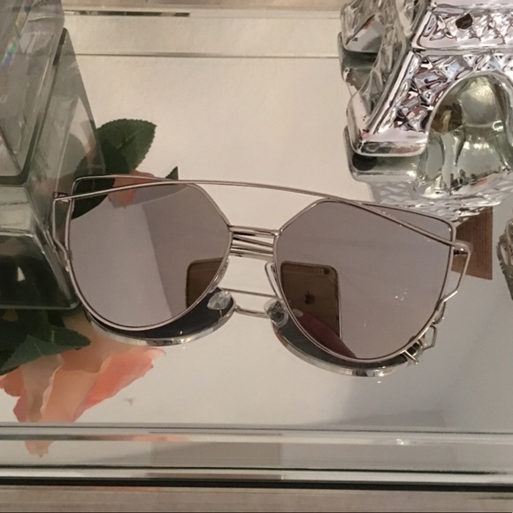 Accessories - Silver Cat Eye Mirrored Sunglasses