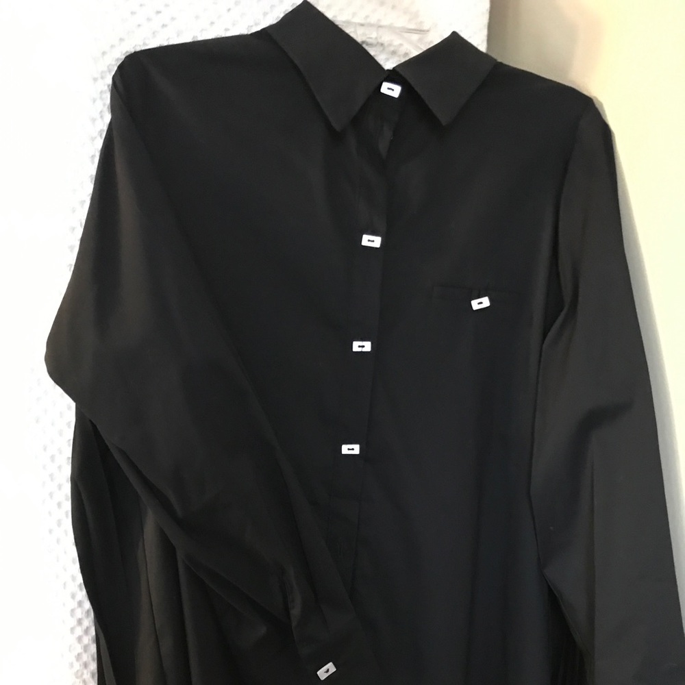 A long sleeve tunic.