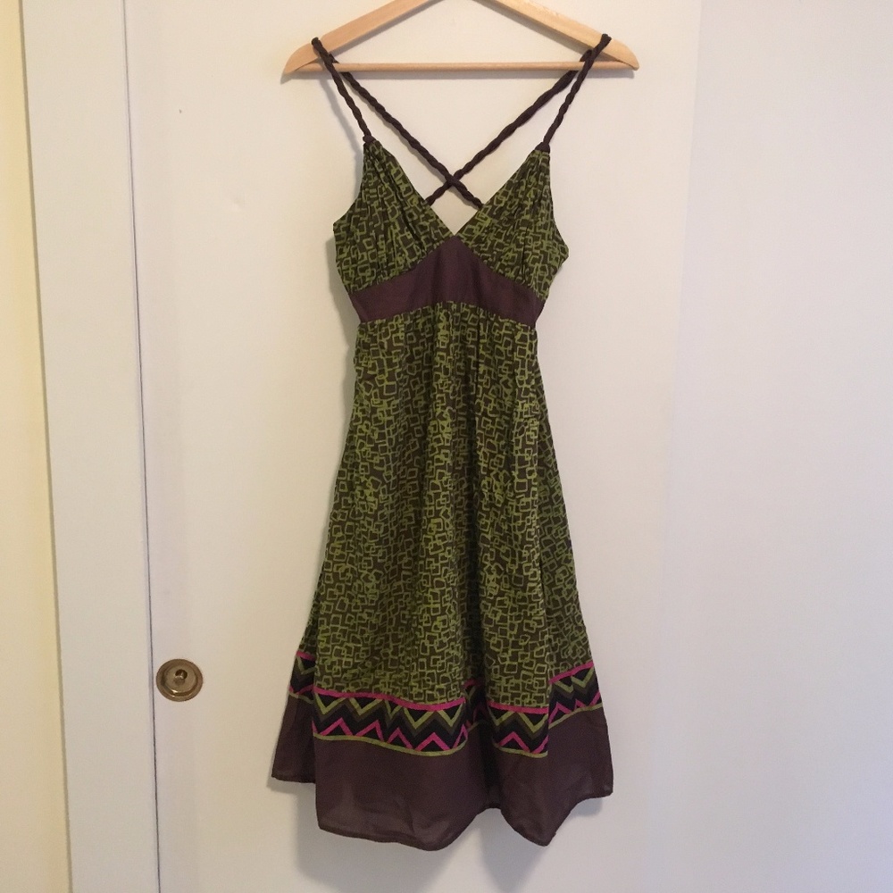Donna Morgan Dress with Geometric Pattern Size 4