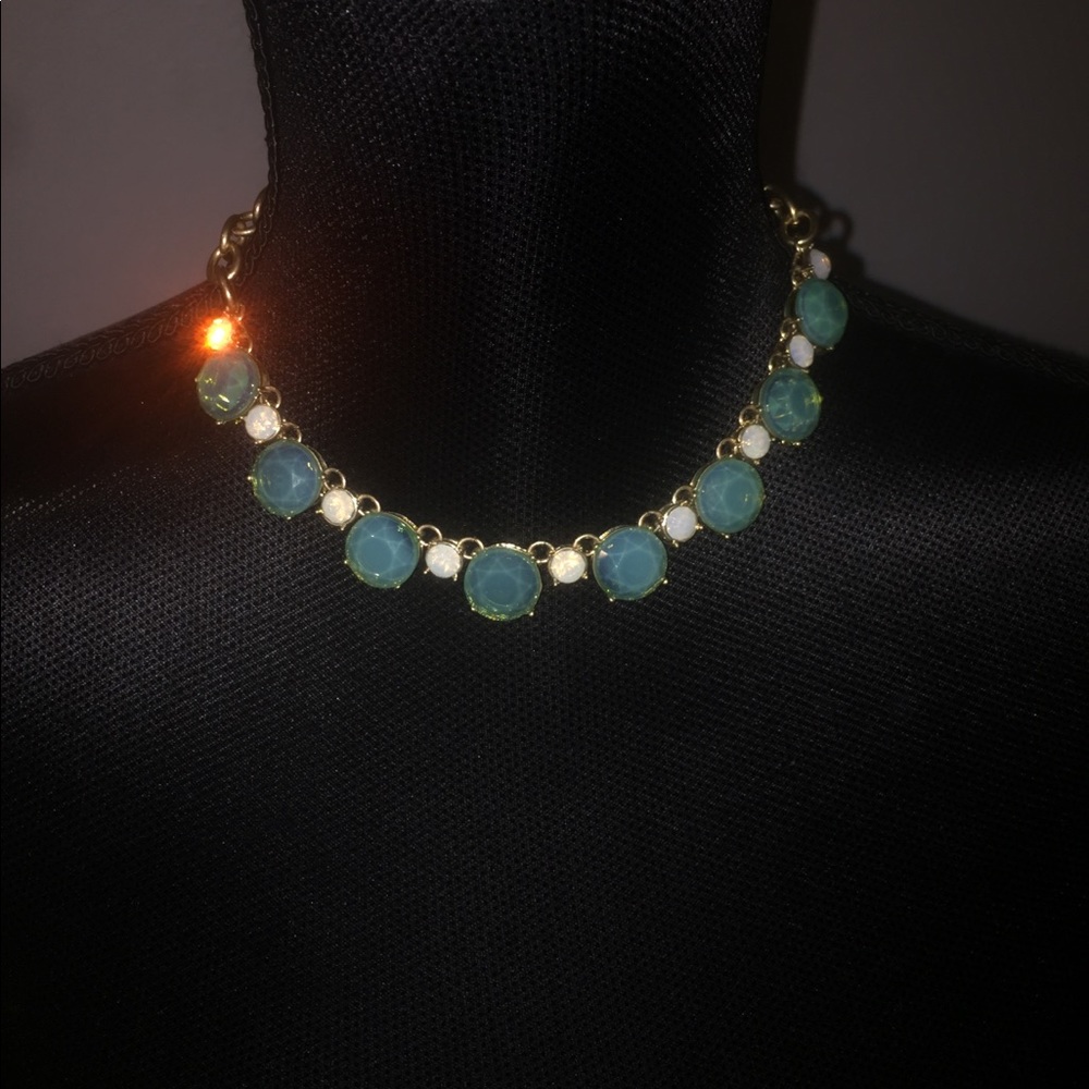 Emerald Stoned Necklace