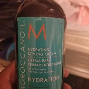 Meet your Posher, Christan