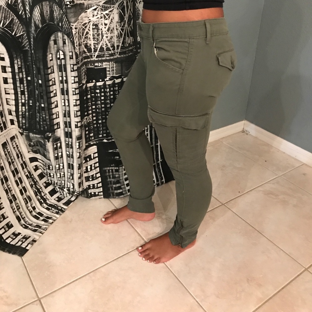 Levi's cargo pants