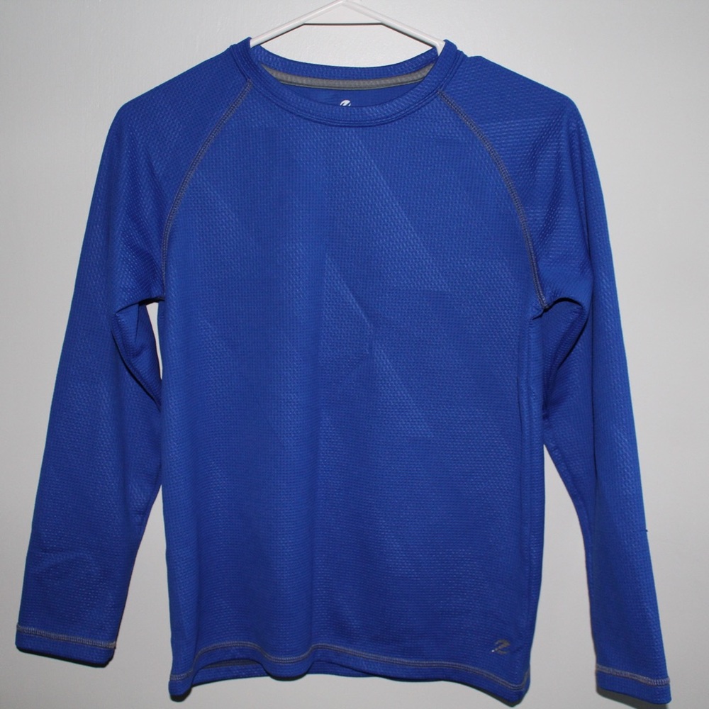 BRAND NEW Boys Active Long Sleeve Tee