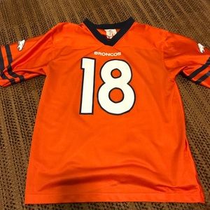 Youth XXL broncos jersey new