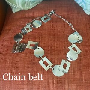 Women Square Circle chain belt