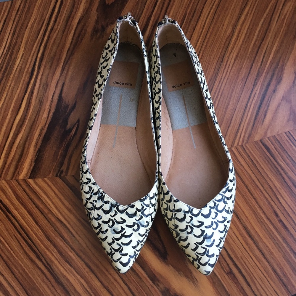 Dolce Vita Printed Zip Flats 6 Cream Spotted